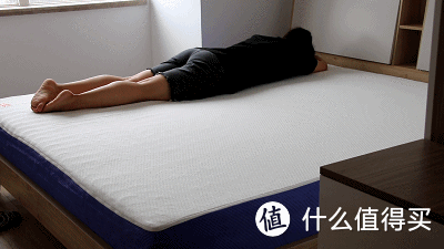 小米生态链8H推出智能分区床垫，正反两面拥有释压+护脊两种属性