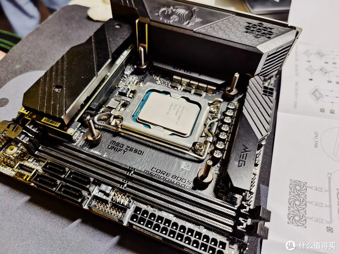 500元价位最兼顾帅气与实用的MATX直立机箱? 银欣ALTA G1M 装机实测