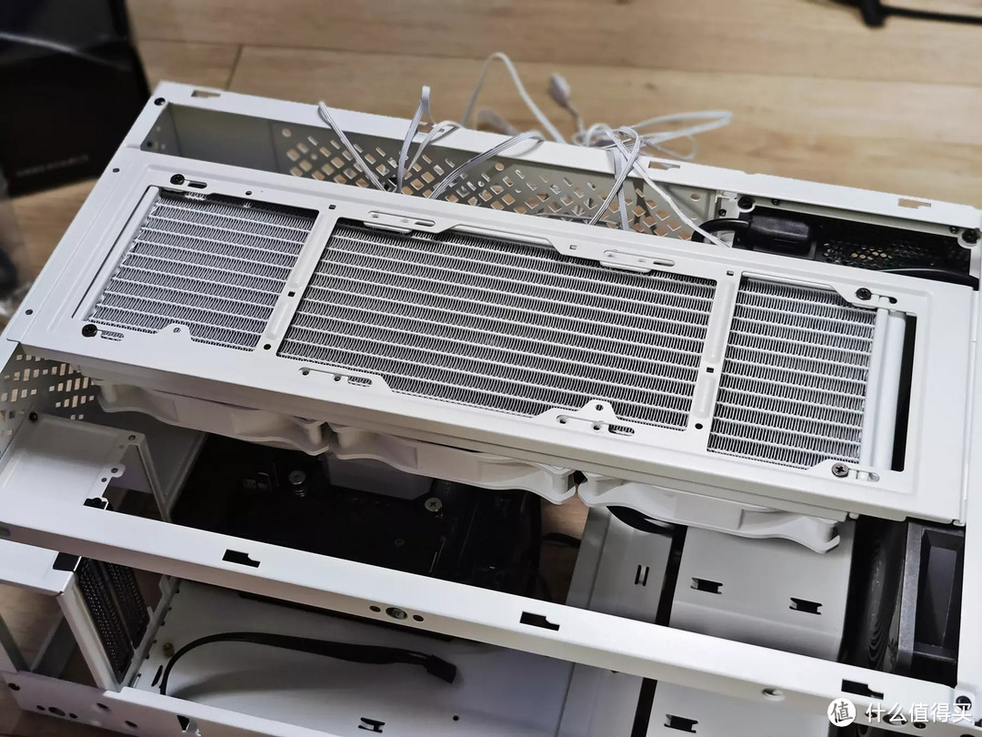 500元价位最兼顾帅气与实用的MATX直立机箱? 银欣ALTA G1M 装机实测