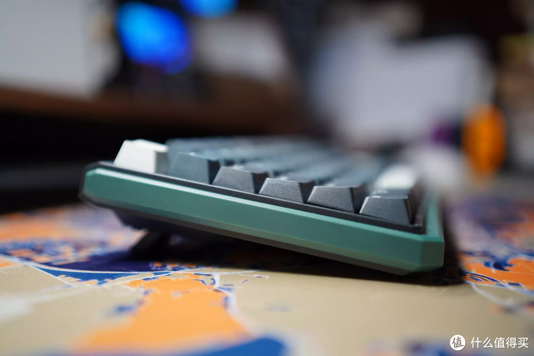 可玩性和实用性兼具，轴体可拔插的新作，杜伽K610W无线三模机械键盘新品体验