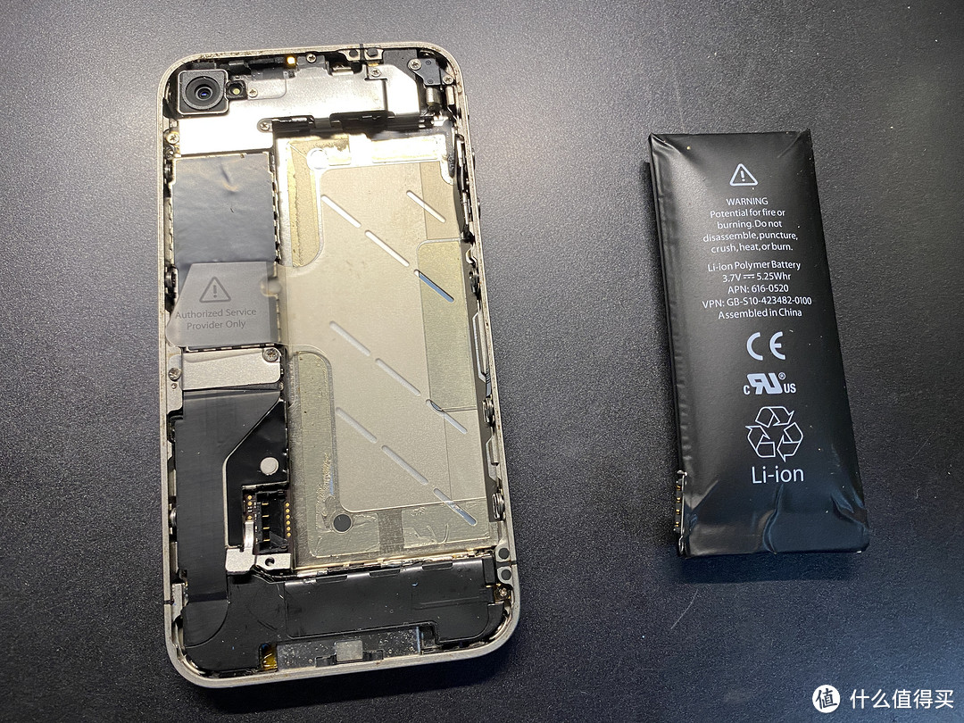 iPhone4手机、iPod touch4代、iPad mini4代平板更换电池的步骤