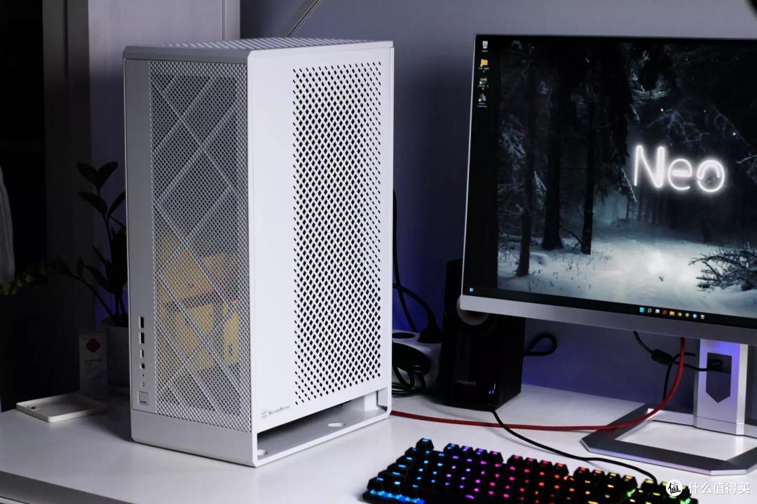 大就是好？风道才关键？银欣ALTA G1M机箱上360一体水冷 VS 百元风冷