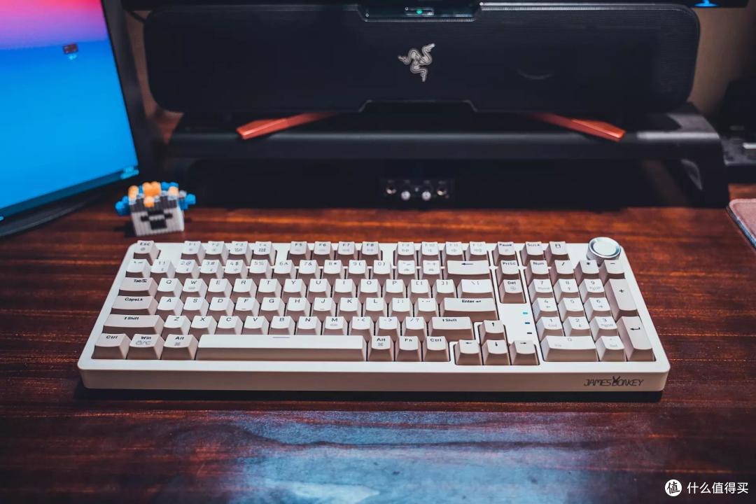 要素过多:贱驴 RS2 机械键盘