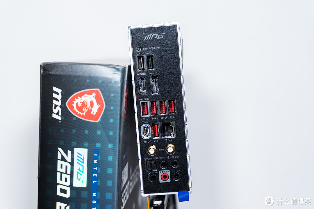 十二代Z690D4主板哪家强?微星Z690 EDGE WIFI DDR4主板开箱