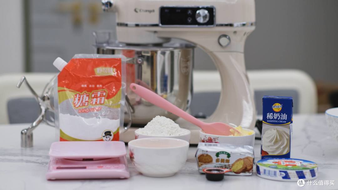 烘焙不失败,选对工具是关键:长帝轻音海豚厨师机 评测