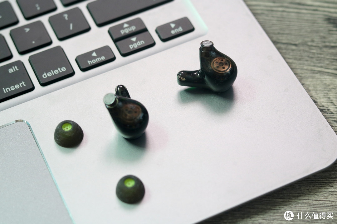 绅士般的感觉,魔浪FiiTii HiFiAir圈铁降噪超值之选