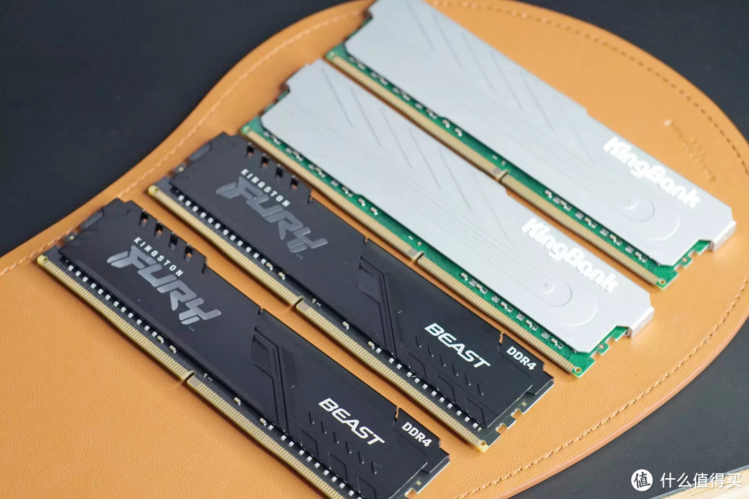 DDR4 3600，性能相当六百差价，你会选哪家的内存条？