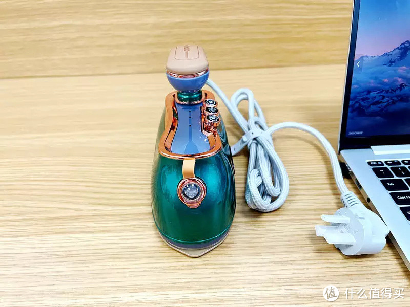 大宇小星斗熨烫机|轻奢复古,高效熨烫