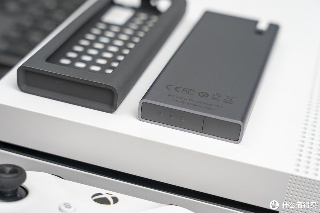 自己动手DIY个1TB移动固态硬盘,配合XBOX ONE重温4K高清电影