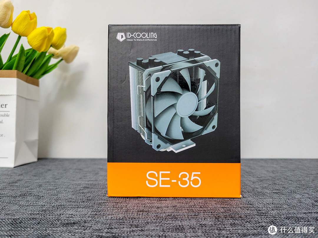 ID-COOLING SE-35 四热管散热器是上一代SE-30 的升级版，从原先的3根热管增加到四根热管，提升了解热能力，以适应主流更高端的处理器，为用户提供多一个选择。