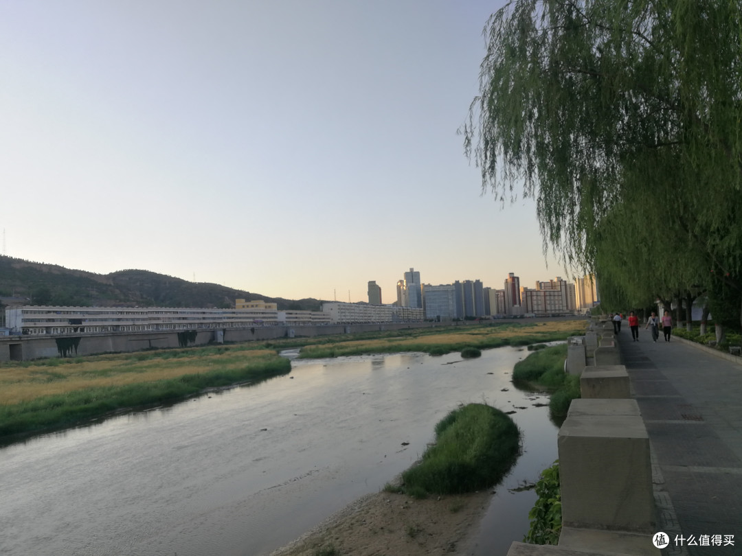 绥德晨跑看看少见的窑洞