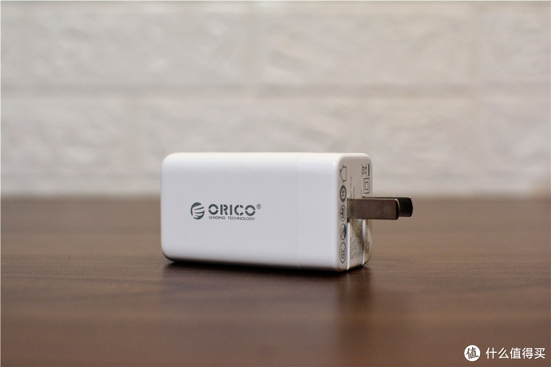 超高效率，手机+电脑满血三充， ORICO 65W氮化镓评测