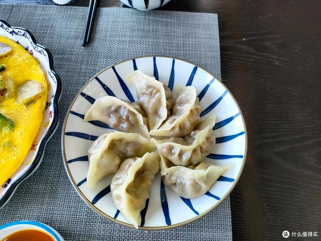 早餐怎么吃才像皇帝？瞧这位妈妈，20分钟搞定一大桌，好吃又省事
