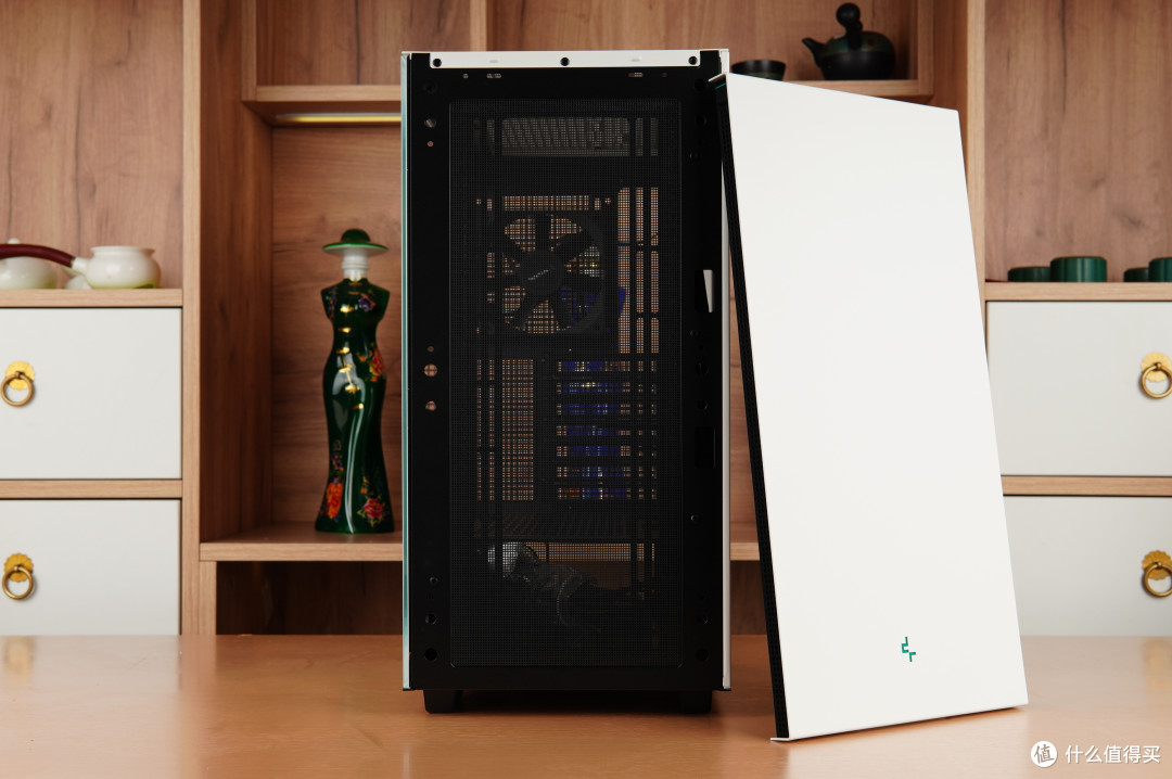 又一颜值力作，XPG D5 吹雪联名内存+九州风神CH510 WH机箱装机展示