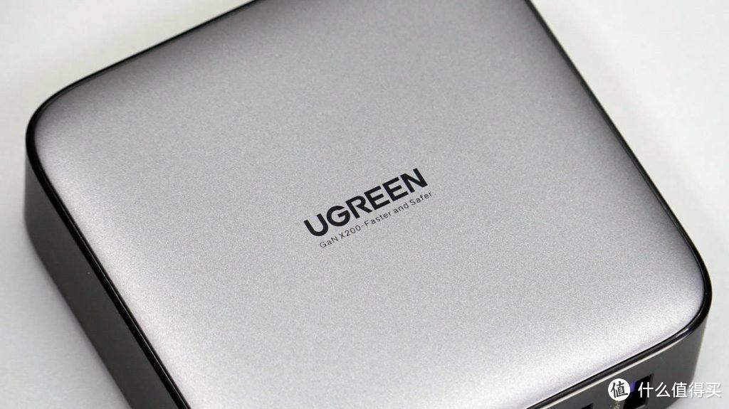 拆解报告：UGREEN绿联200W 4C2A六口氮化镓桌面充CD271