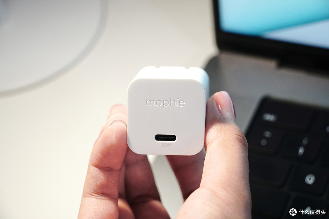 mophie 30w 氮化镓充电器,轻灵小巧,30w极致输出