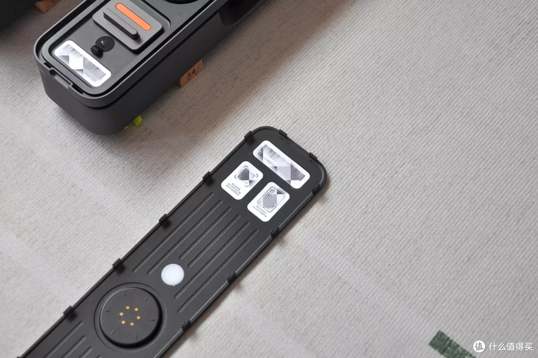 XIAOMI智能门锁又添新成员，不夹手带门铃双生态联动，全面版M20安装使用感受