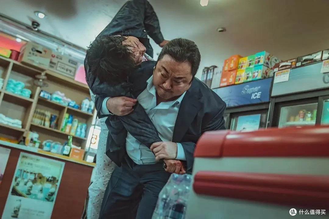 高司令美队《灰影人》、马东锡《犯罪都市2》，本周硬汉动作大片