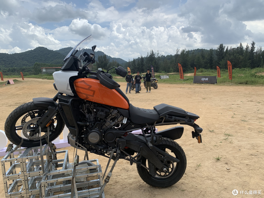 越野体验:哈雷第一款adv,泛美越野试驾归来_摩托车整车_什么值得买