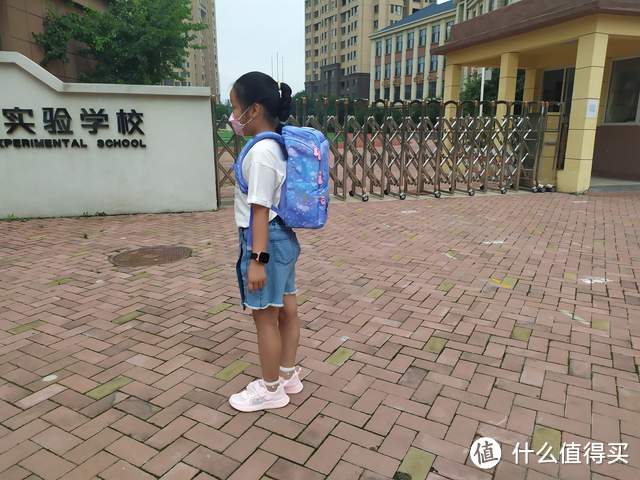 给孩子的成长礼物，GMT小学生护脊书包体验