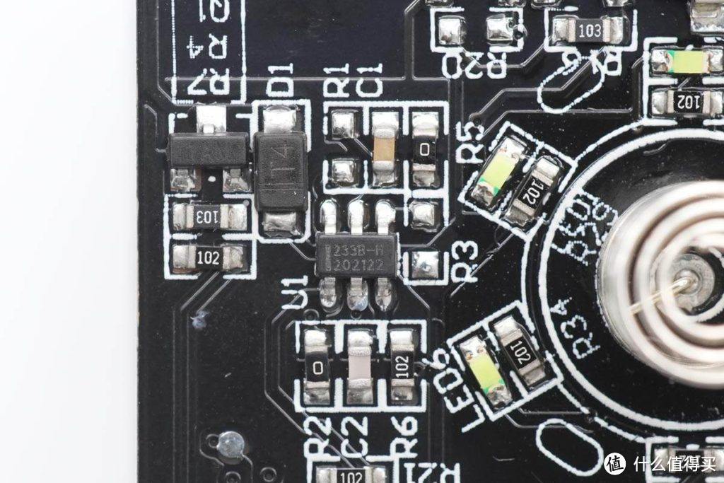 拆解报告：Baseus倍思30W 2A1C快充插座CCGAN30-3ACC