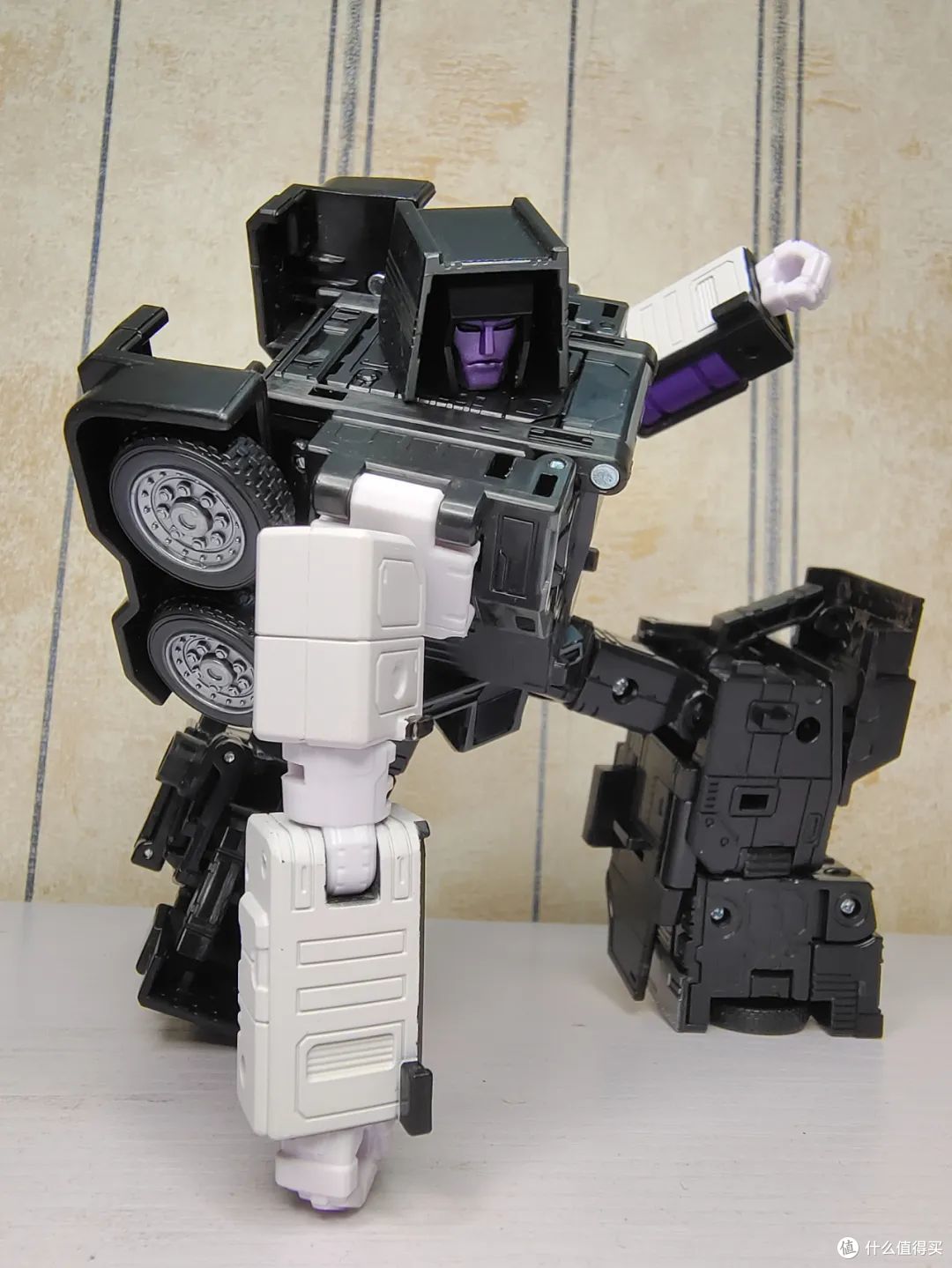 变形金刚玩具 篇四百七十五:合体嘛,不寒碜——传世指挥官级汽车大师