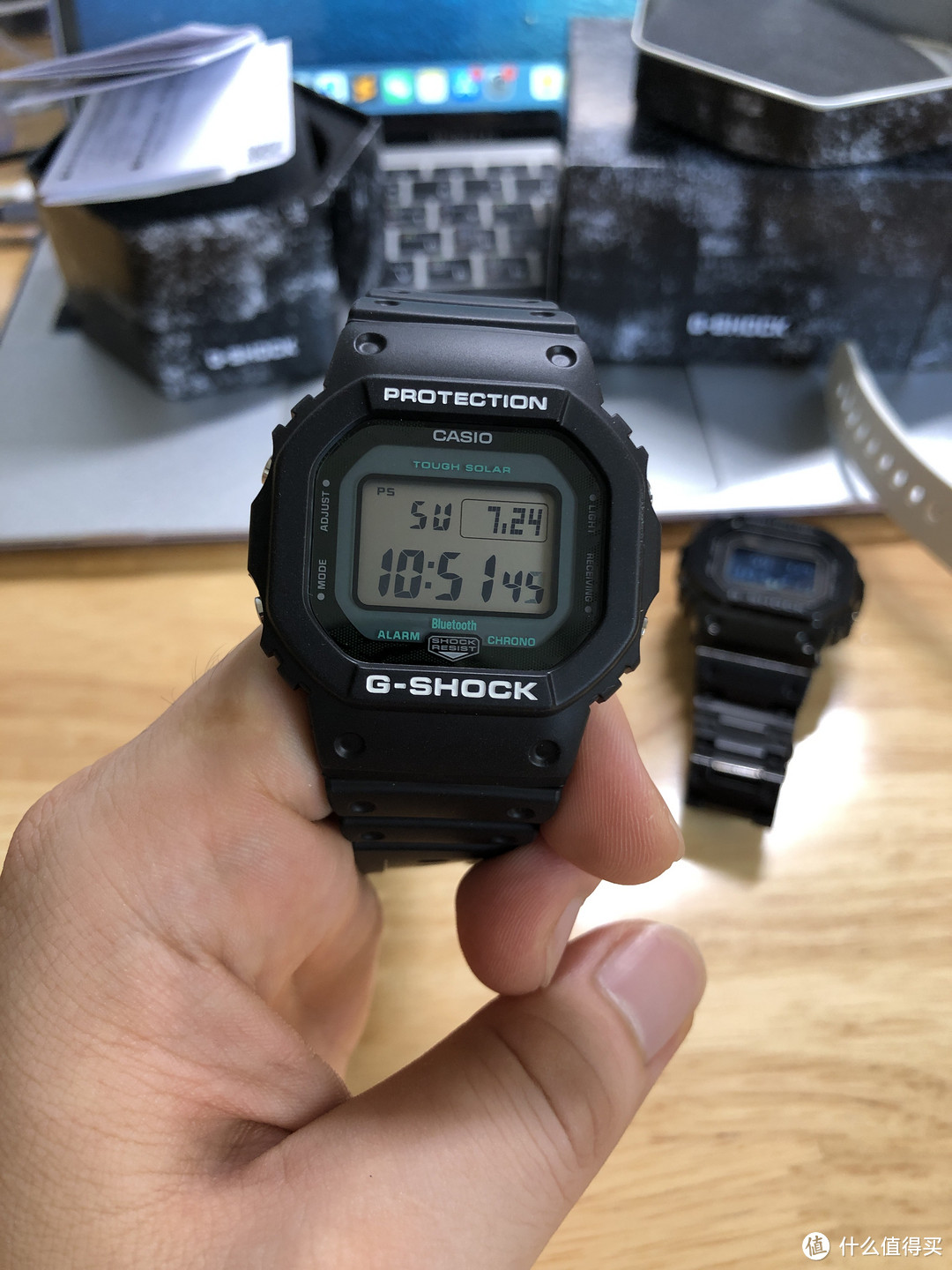 拔草卡西欧小方块gw-b5600mg-1pr霓虹绿硬碰硬_手表_什么值得买