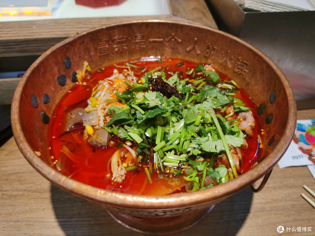 冒菜是一个人的火锅,成都你六姐,一人食工作餐的精致之选,“买一送三”大呼过瘾