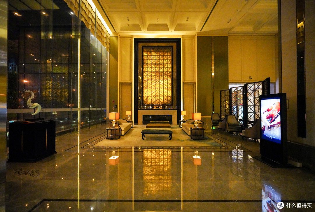 最没存在感但却很不错的万豪系酒店~青岛李沧绿城喜来登酒店 大使套房 入住体验