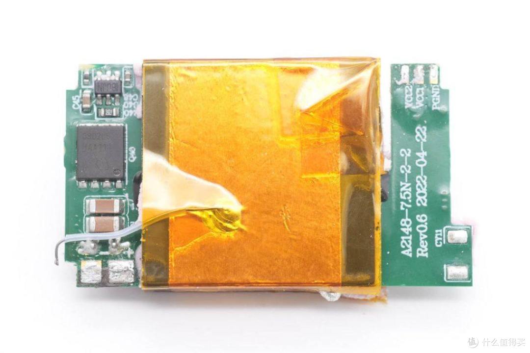 拆解报告:Anker安克全氮化镓120W充电器A2148