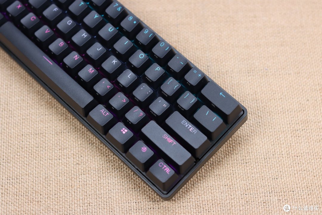 赛睿Apex Pro mini 可调触发键程机械键盘开箱评测