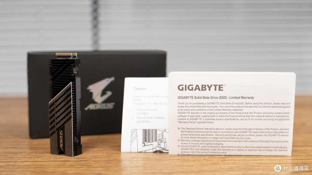 解释一下什么叫奢华！技嘉AORUS钛雕 PCI-E 4.0 NVMe SSD上手