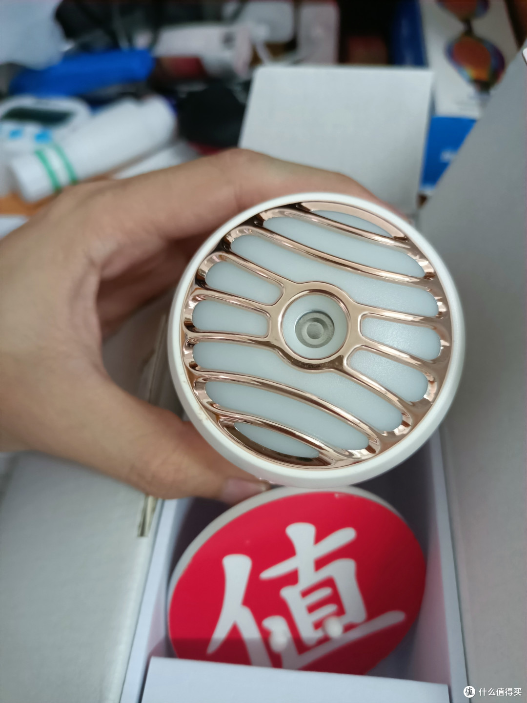 夏日来自什么值得买的礼物,迷你加湿器,十分实用,2000天签到礼包真不错!