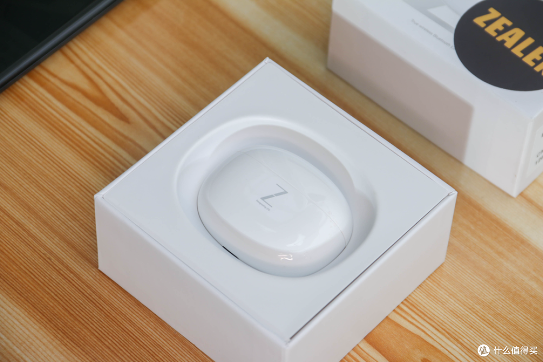 中兴ZTE Livebuds Pro 硬核降噪耳机体验:六麦通话是亮点,字字清晰