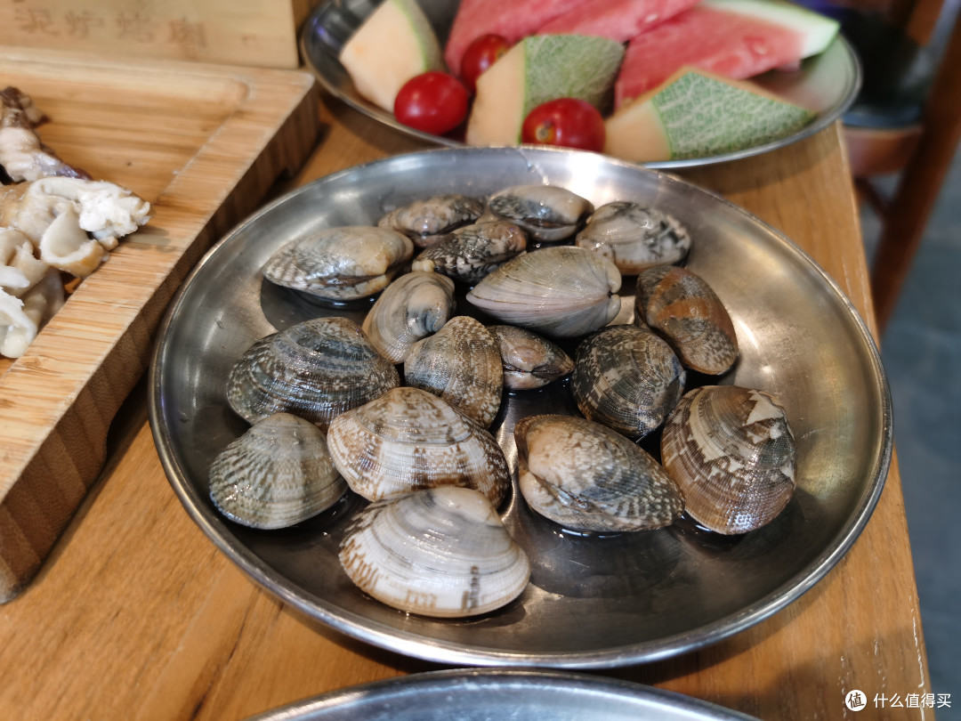 不限量大口吃肉,韩式料理小吃享不停,爷们儿自助烤肉我看行