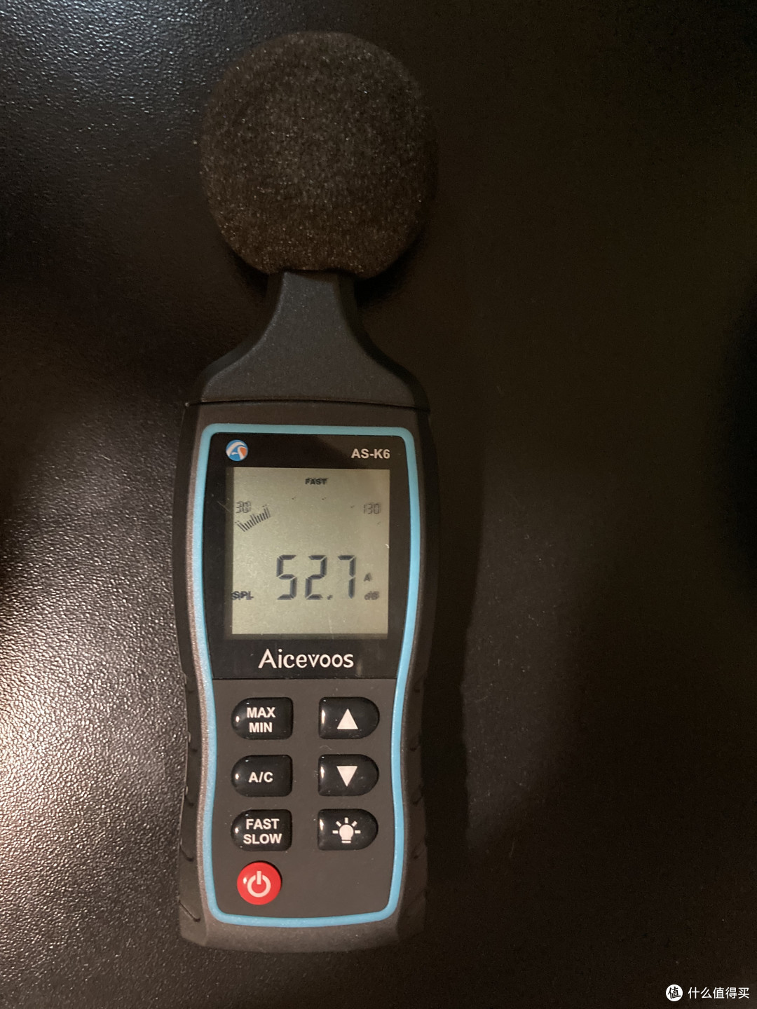 机柜顶部噪音情况