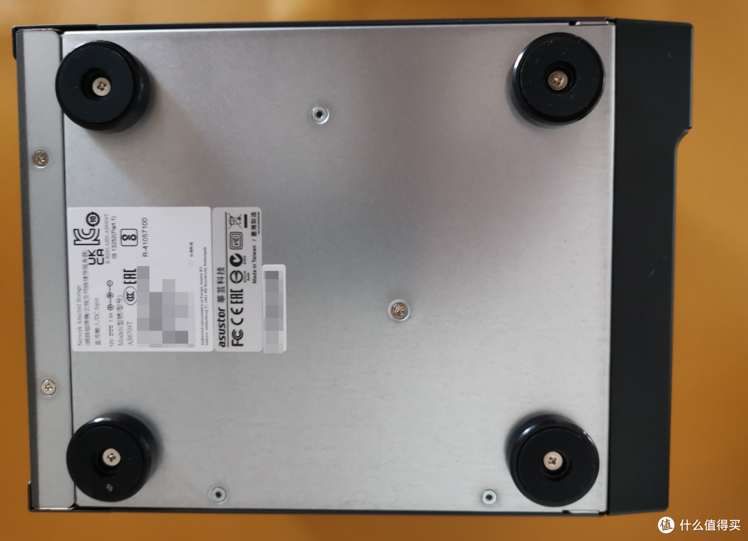 全网首发!华硕新款NAS AS6704T开箱鉴赏
