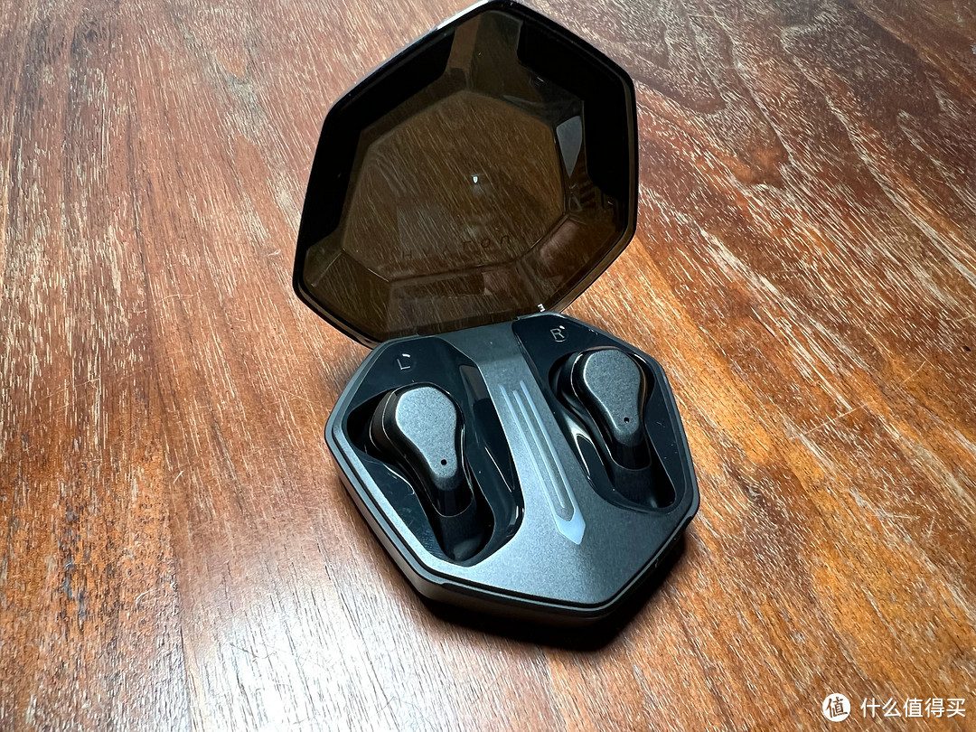 外观炫酷,超低延迟:体验HAYLOU G3蓝牙游戏耳机