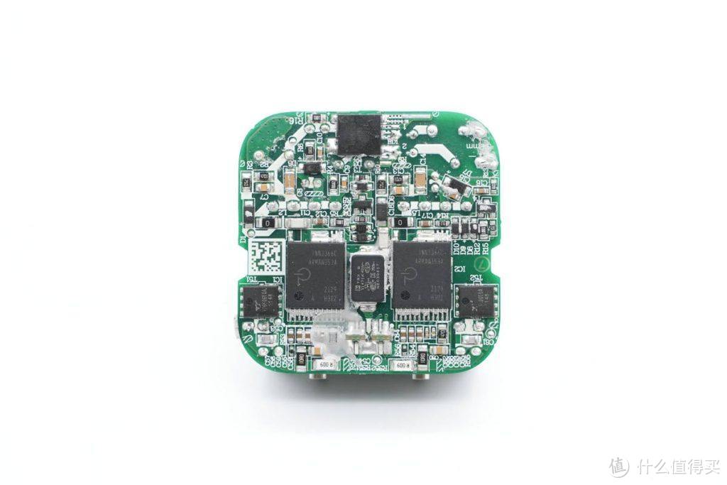 拆解报告:赛小虎35W双USB-C口快充充电器SCC035C2A