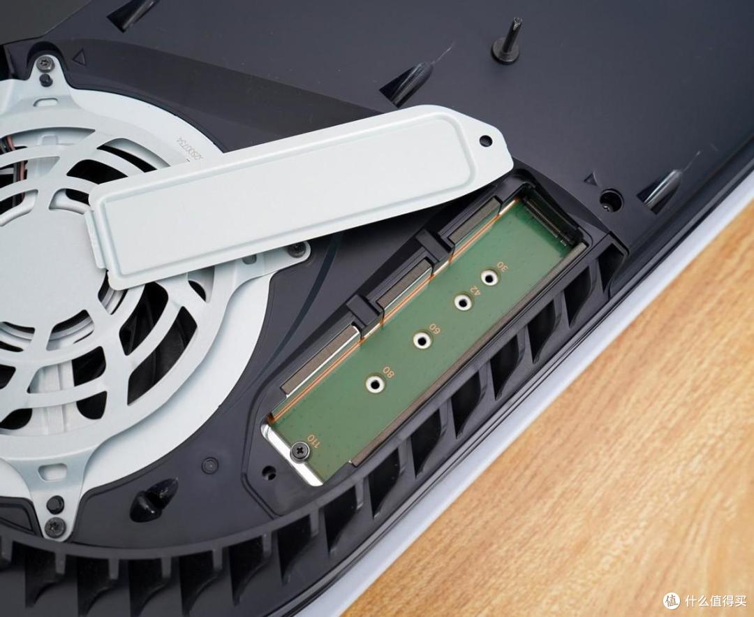 手把手教会,给PS5升级S70 Pcie4.0 SSD是一种怎样的体验?