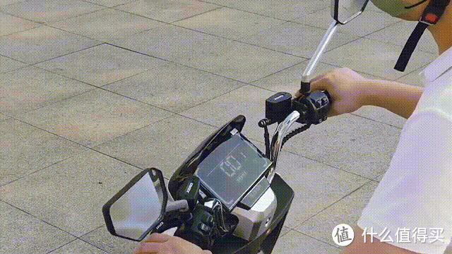 小刀电动车N9长征版试骑：小小的心动，大大的实用