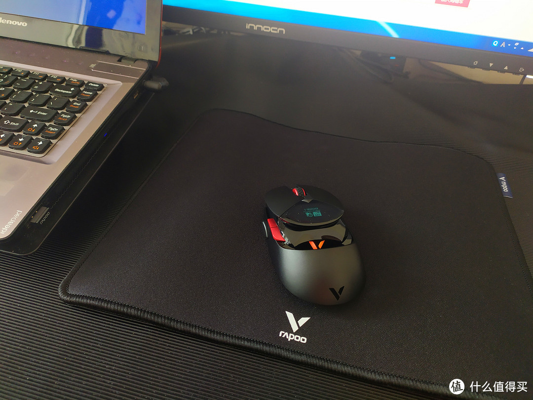 屏显“超跑”加持，雷柏游戏鼠标VT960S，拯救桌面的时尚好物