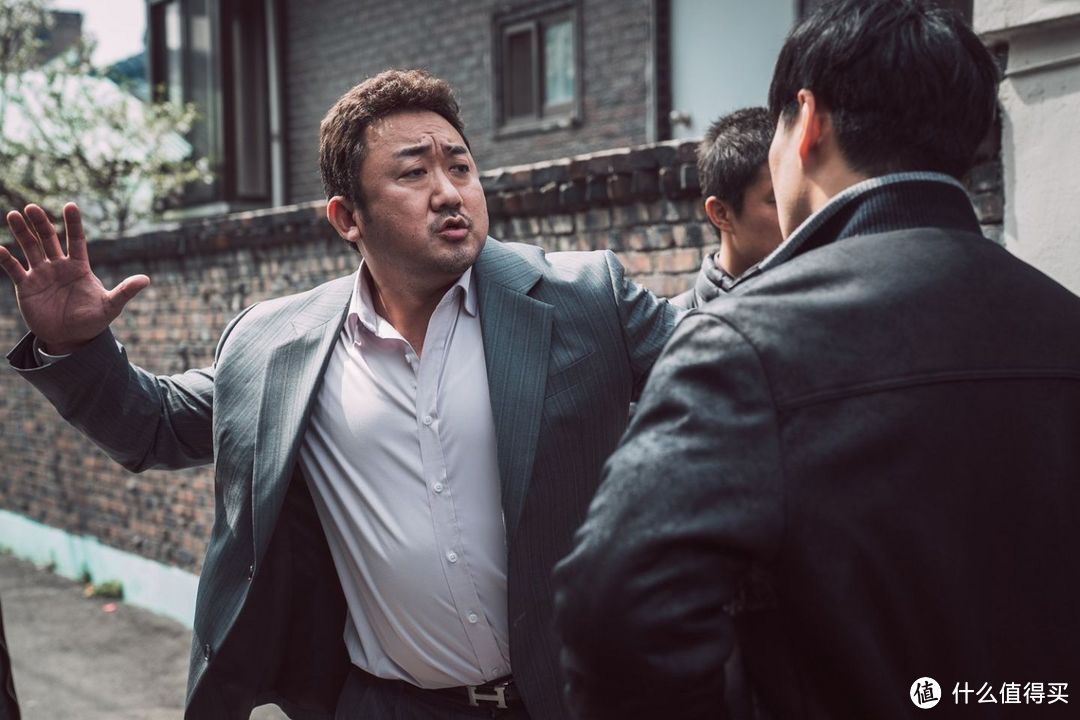 《犯罪都市2》——重拳锤出韩国影史第三，爽片就要这样拍！
