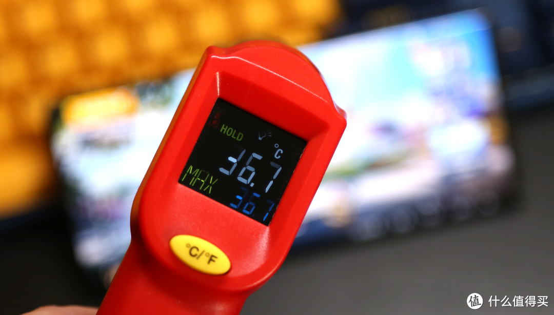 骁龙8+ Gen1和2亿像素影像,指尖捕捉唯美瞬间moto X30 Pro超写实首发评测