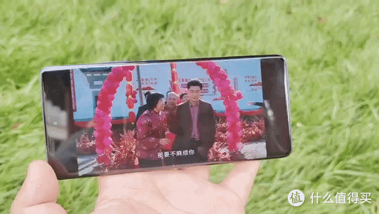 moto S30 Pro首发评测:无短板的全能轻薄旗舰