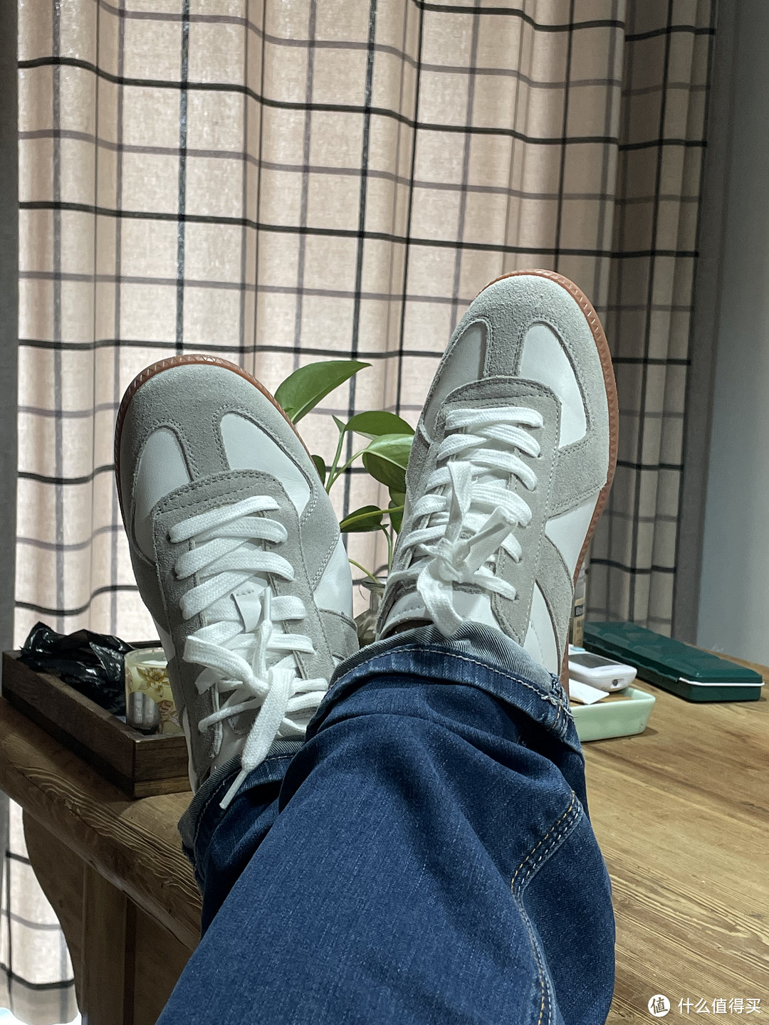 它是小白鞋,也是红极一时的“德训”,149元到手的国货款开箱分享