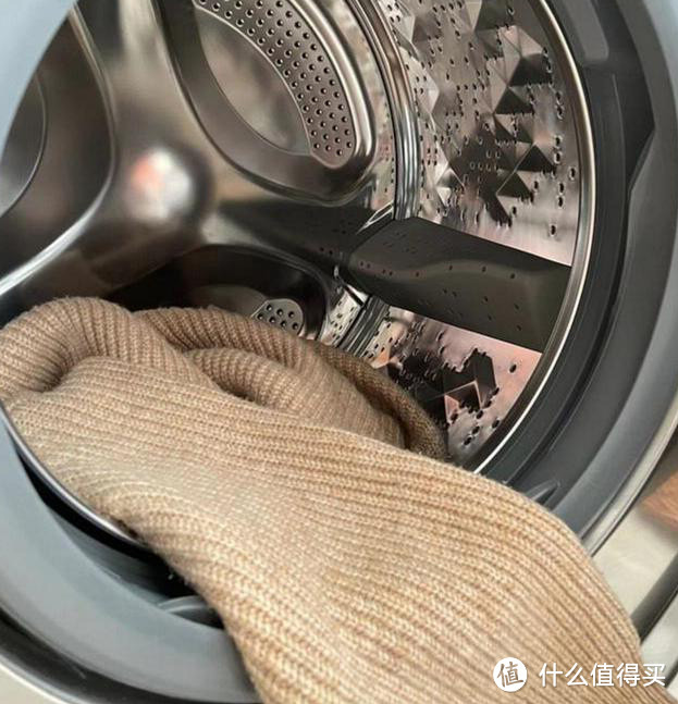 为何风靡一时的滚筒洗衣机，如今遭到越来越多人嫌弃？原因很简单
