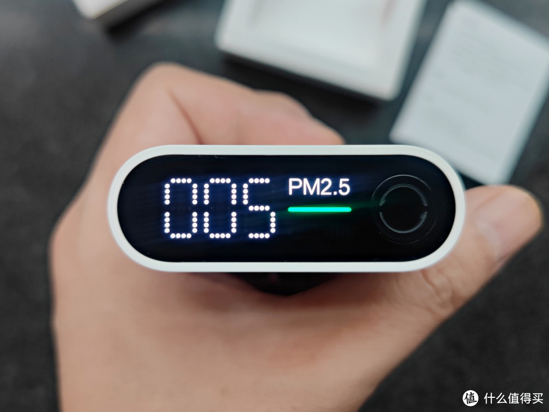 了解生活中的 PM2.5，智米PM 2.5 检测仪