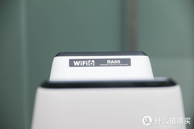 雷神银翼RA66路由测评：WIFI6、Mesh、2.5G端口豪配，五倍提速为电竞！