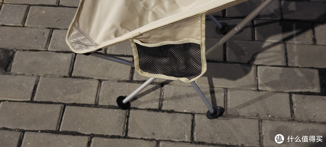 随时随地可以纳凉的好工具/京东京造户外铝合金折叠椅子便携钓鱼凳 露营月亮椅 写生折叠凳 野外休闲平稳沙滩